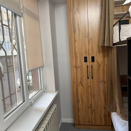 Aiva Hostel Biskek Kültér fotó