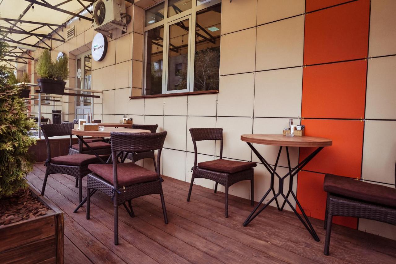 Aiva Hostel Biskek Kültér fotó