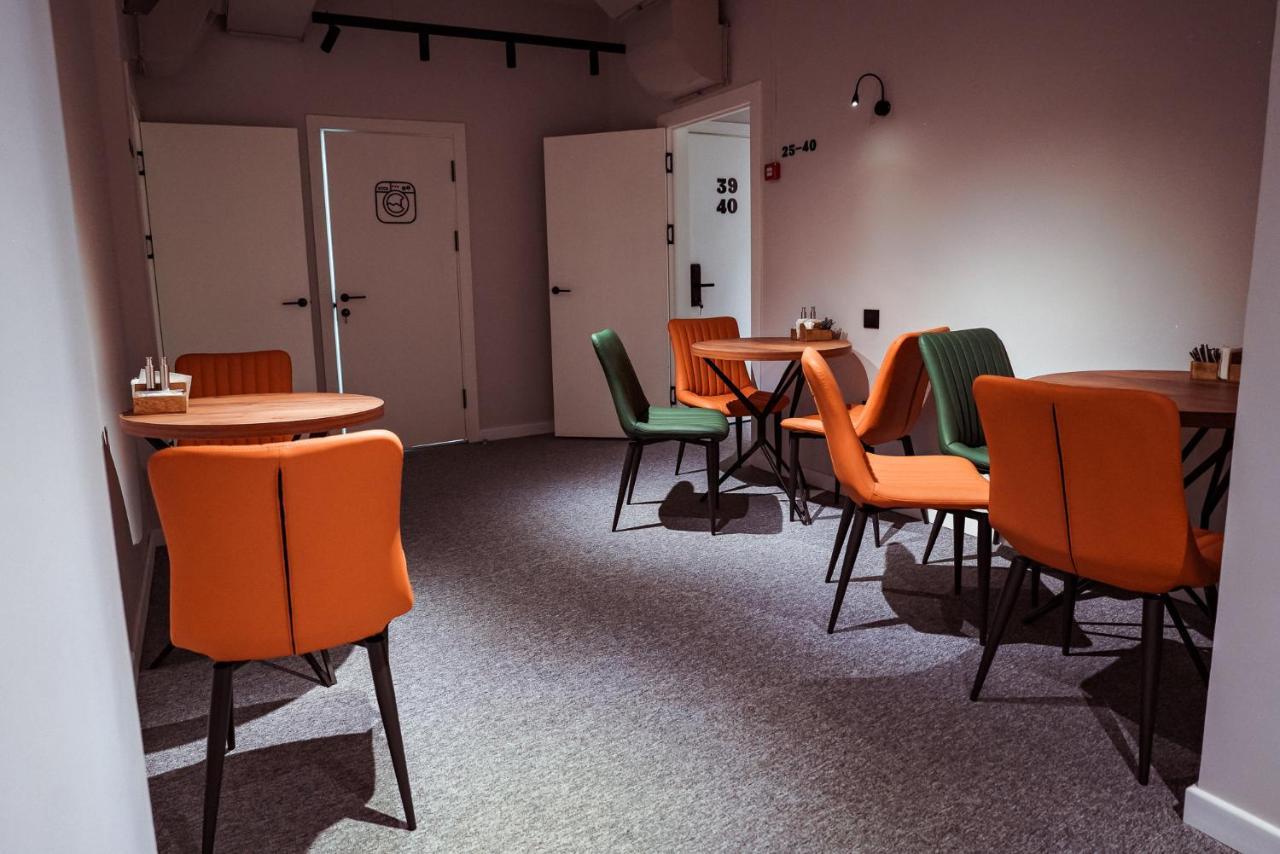 Aiva Hostel Biskek Kültér fotó