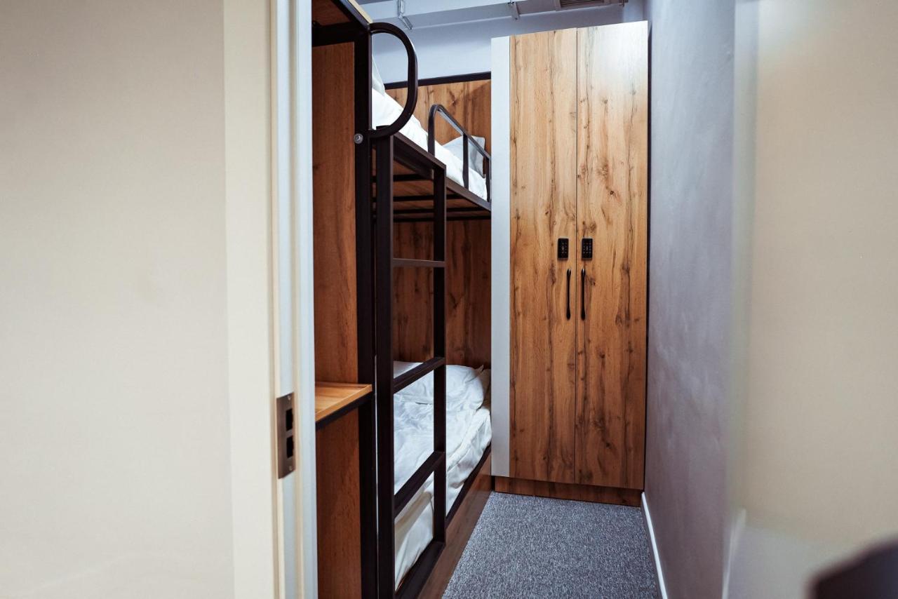 Aiva Hostel Biskek Kültér fotó